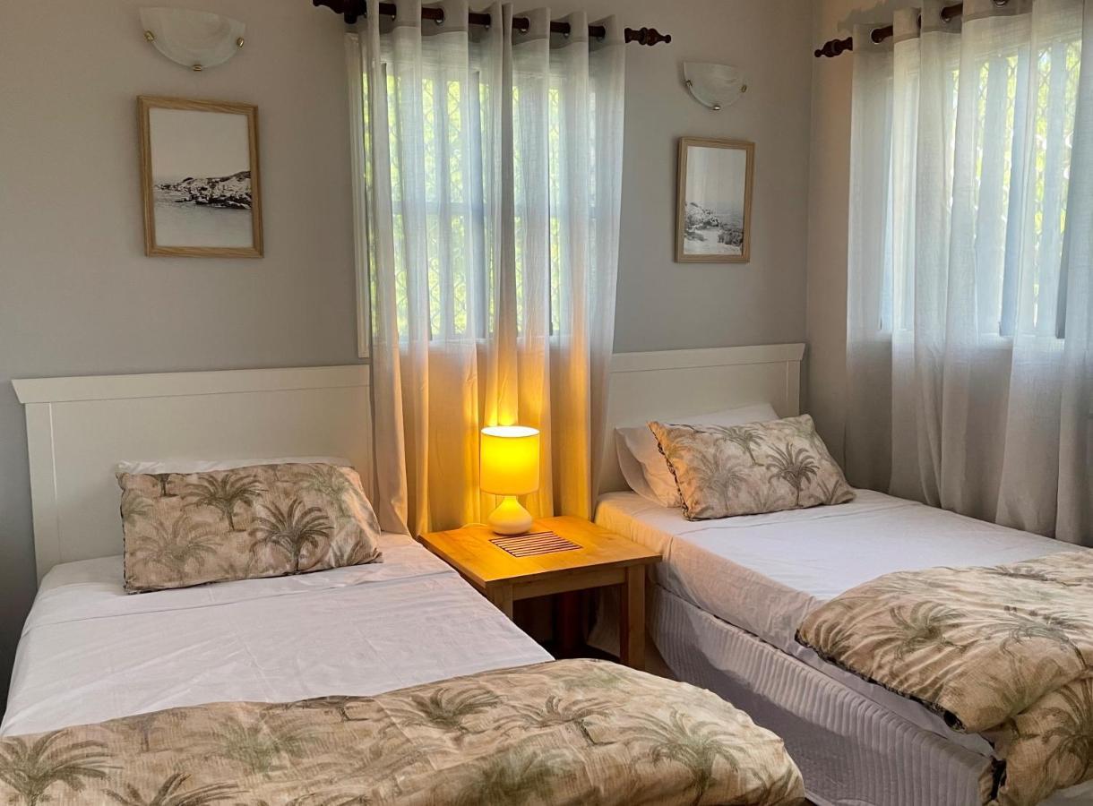 Villa Venezia Apt 3 - Spacious Hervey Bay Beachfront Apartment Exterior foto